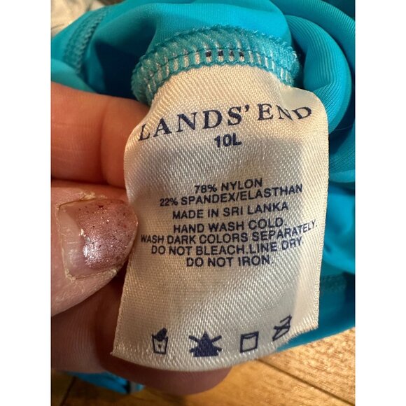 🌊💙 Lands’ End Women’s Tankini Swim Top – Size 10L – Built-In Shelf Bra 💙🌊 - Picture 3 of 9
